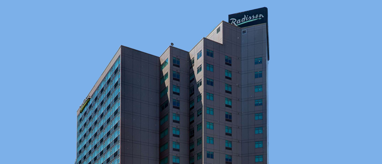 Radisson Hotel & Suites Fallsview